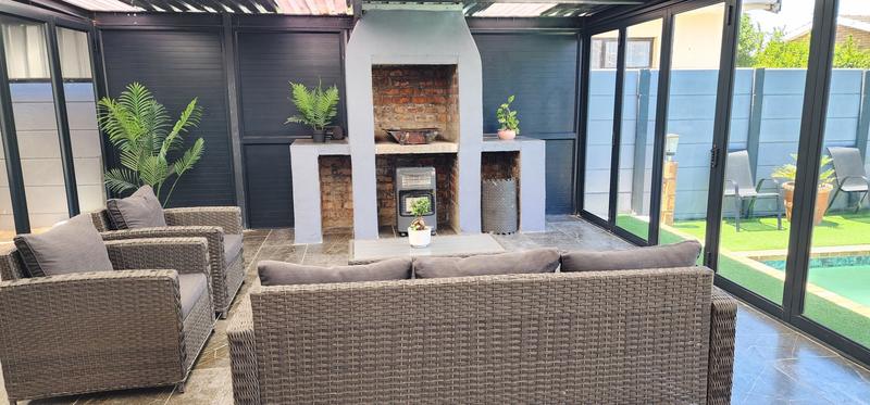 3 Bedroom Property for Sale in Glenhaven Western Cape